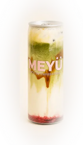 MEYÜ Strawberry Sundae iced matcha can